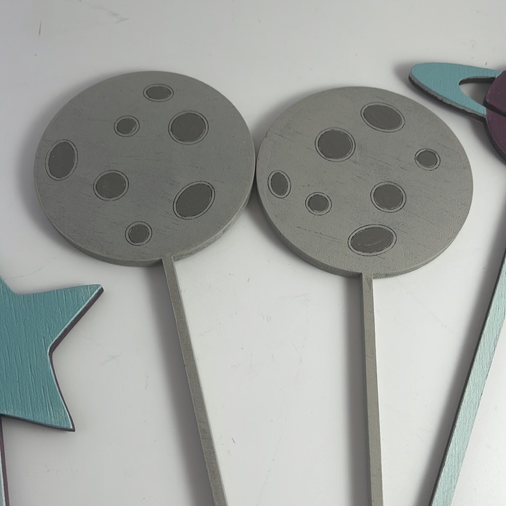 Outer Space Cake Toppers Wood NEW Set of 6 - Picture 3 of 9